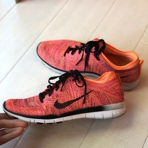 Nike Free 5.0 — Fly Knit size 8.5